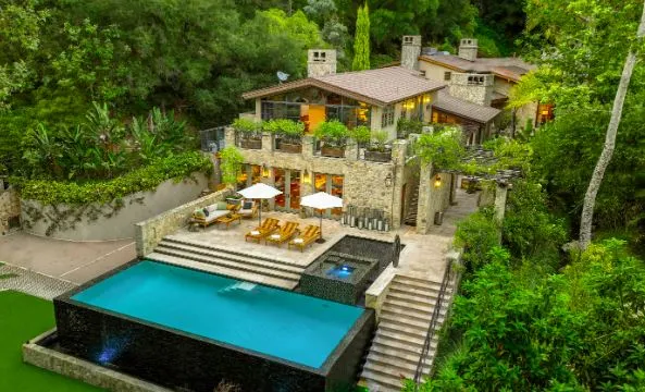 Jennifer Lopez House